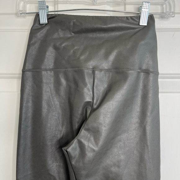 Aritzia Wilfred High-rise Skinny Long Vegan Daria Leggings XS - Picture 9 of 14